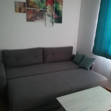 Irina - 15 Lux 公寓