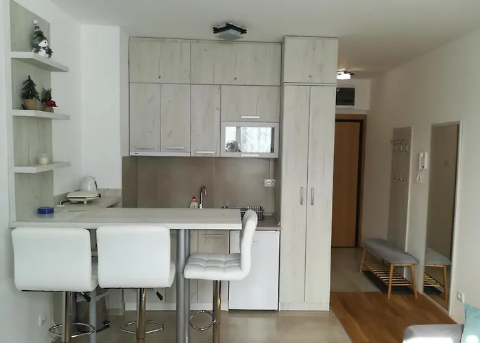 Irina - 15 Lux * Копаоник