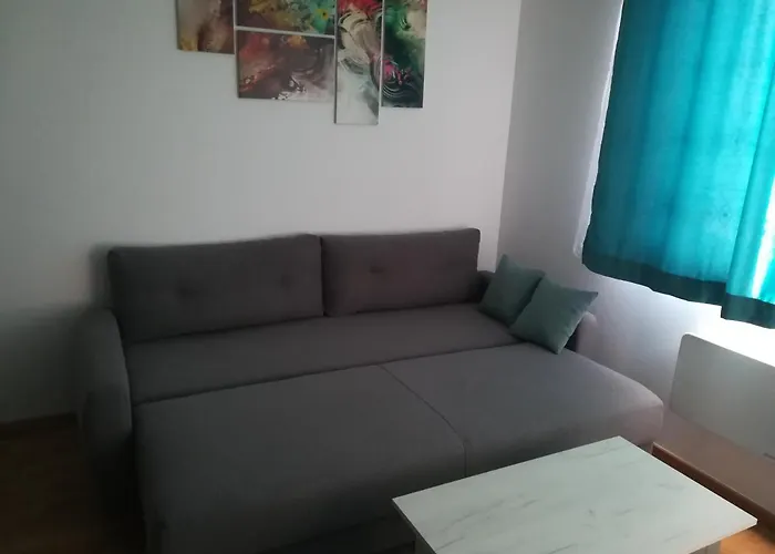 Irina - 15 Lux Апартаменты